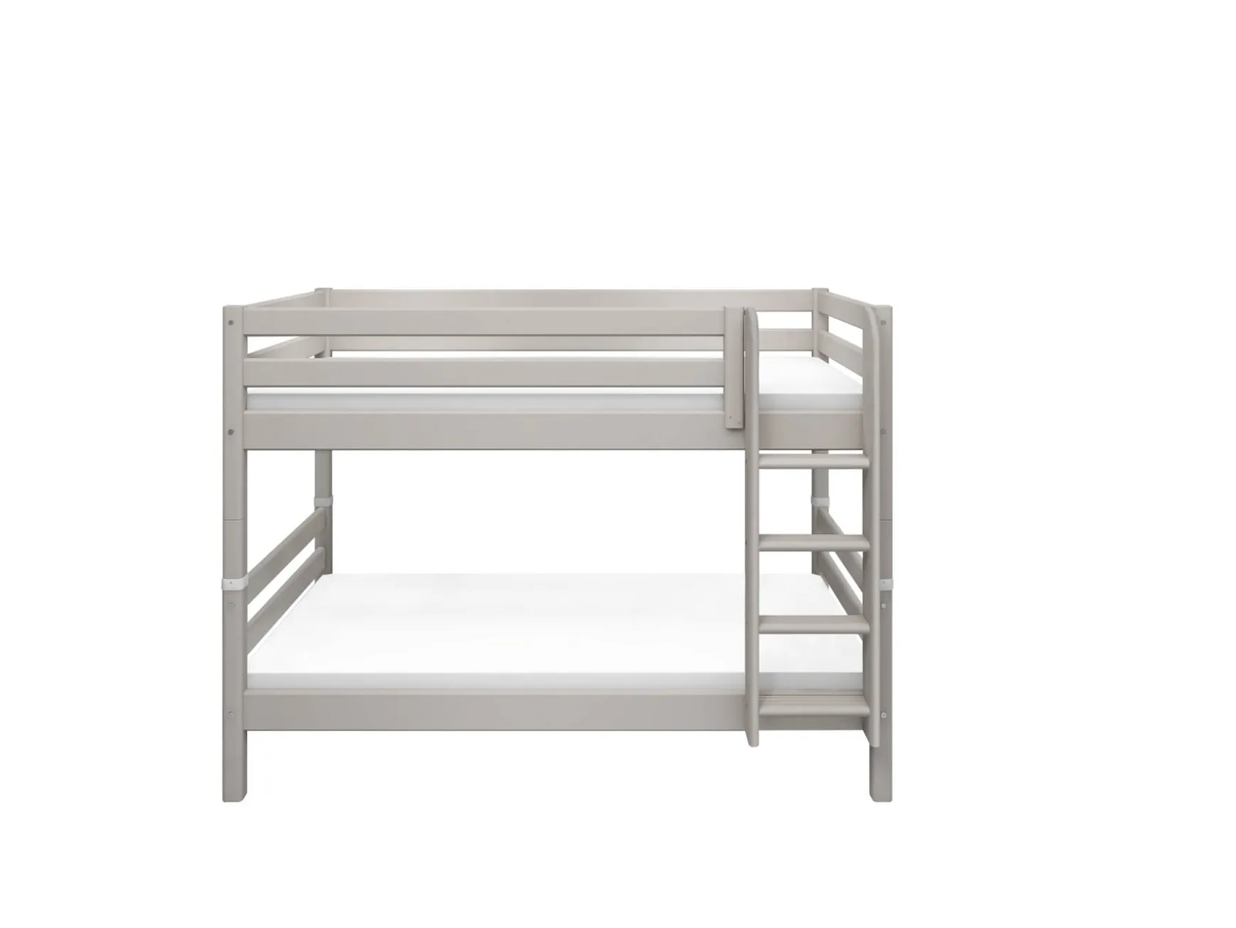 Køjeseng med lige stige